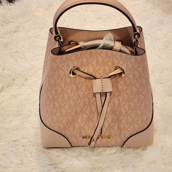 MICHAEL KORS SMALL MERCER BUCKET BAG/DK PWDR BLSH - Picture 3 of 17